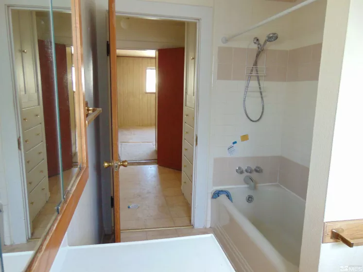 588 Humboldt, Fallon, Nevada 89406, 2 Bedrooms Bedrooms, ,1 BathroomBathrooms,Residential,Residential,Humboldt,250005524