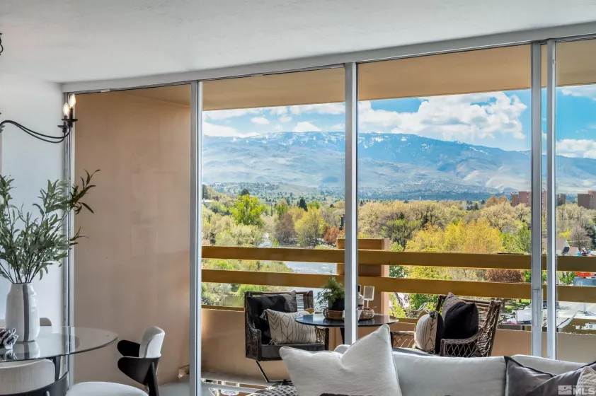 100 Arlington, Reno, Nevada 89501, 1 Bedroom Bedrooms, ,2 BathroomsBathrooms,Residential,Residential,Arlington,250005522