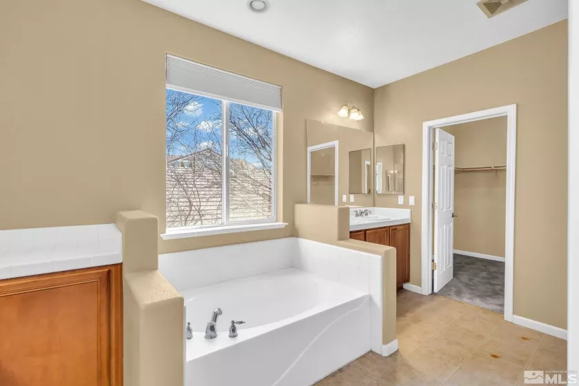 3686 Allegrini, Sparks, Nevada 89436, 5 Bedrooms Bedrooms, ,3 BathroomsBathrooms,Residential,Residential,Allegrini,250000967