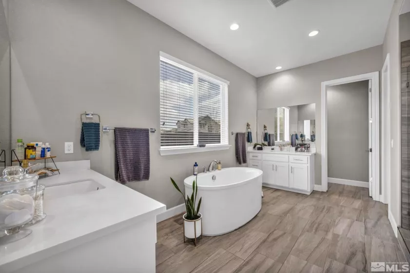 101 Scott, Verdi, Nevada 89439, 4 Bedrooms Bedrooms, ,4 BathroomsBathrooms,Residential,Residential,Scott,250004316