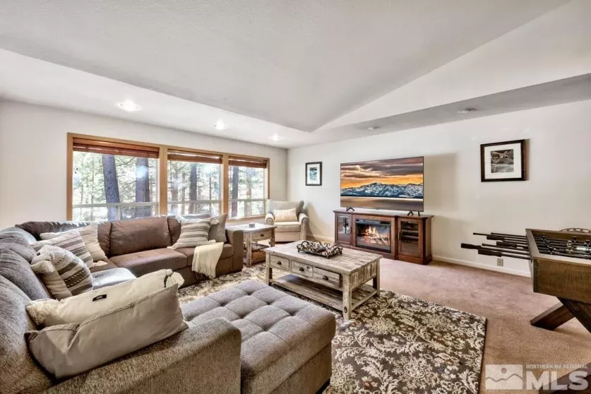 214 Highlands, Stateline, Nevada 89449, 3 Bedrooms Bedrooms, ,2 BathroomsBathrooms,Residential,Residential,Highlands,250003834