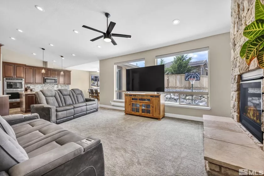 16885 Majestic View, Reno, Nevada 89521, 5 Bedrooms Bedrooms, ,3 BathroomsBathrooms,Residential,Residential,Majestic View,250005014