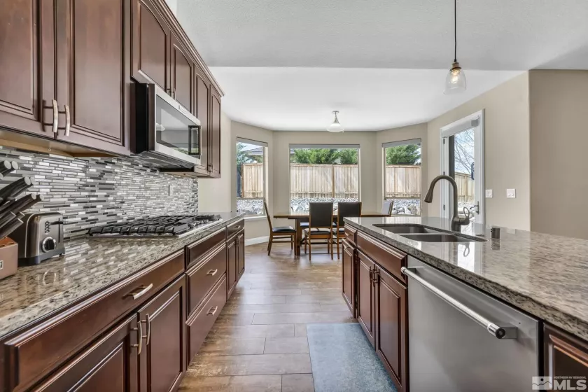 16885 Majestic View, Reno, Nevada 89521, 5 Bedrooms Bedrooms, ,3 BathroomsBathrooms,Residential,Residential,Majestic View,250005014