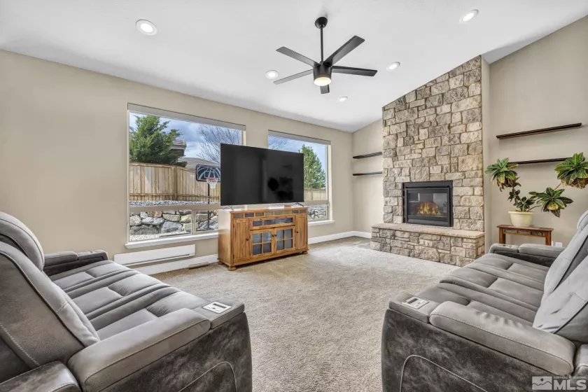 16885 Majestic View, Reno, Nevada 89521, 5 Bedrooms Bedrooms, ,3 BathroomsBathrooms,Residential,Residential,Majestic View,250005014