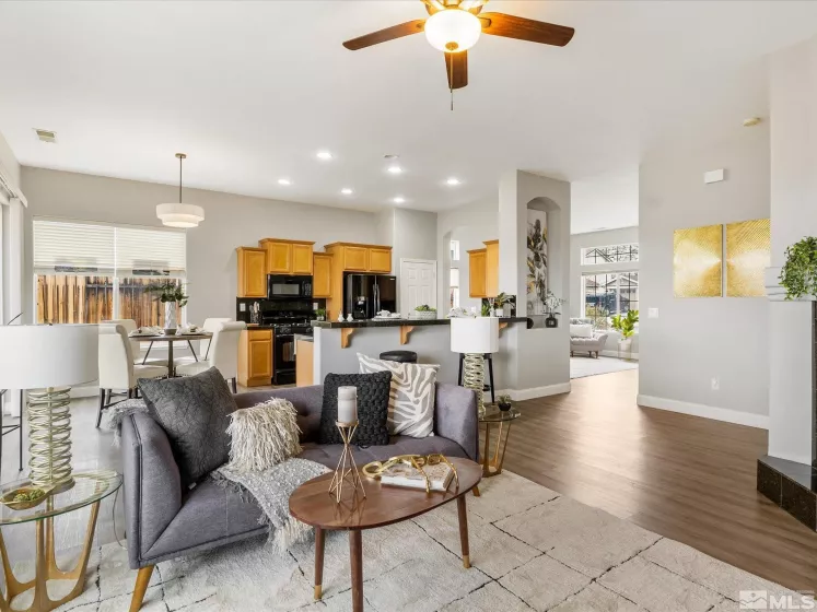 1448 Hagar, Reno, Nevada 89506, 3 Bedrooms Bedrooms, ,2 BathroomsBathrooms,Residential,Residential,Hagar,250004267