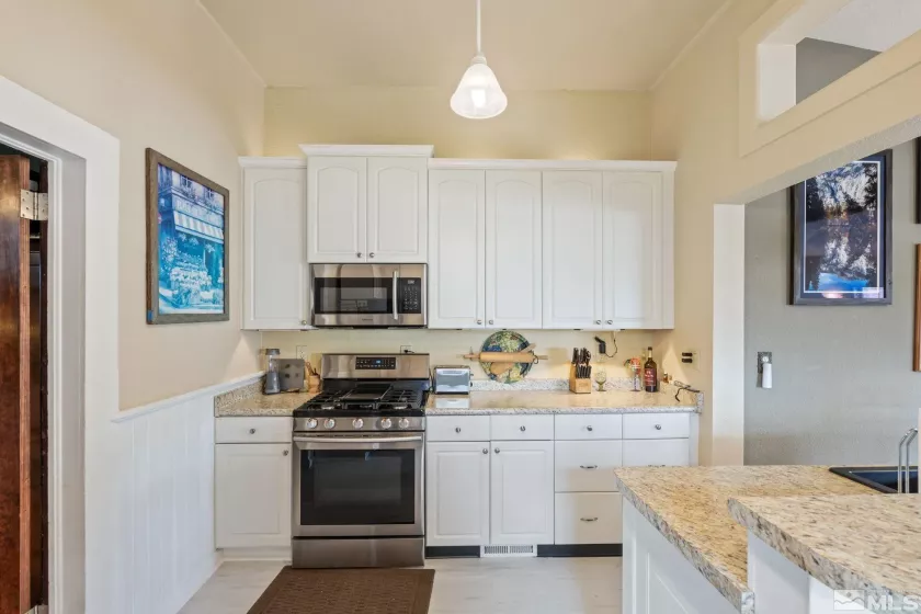 2640 Emily, Reno, Nevada 89503, 4 Bedrooms Bedrooms, ,4 BathroomsBathrooms,Residential,Residential,Emily,250004481
