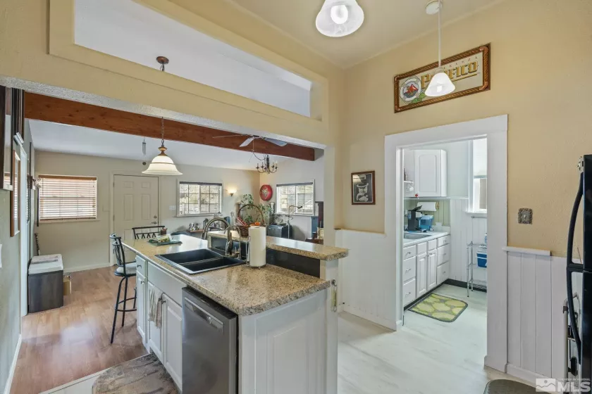 2640 Emily, Reno, Nevada 89503, 4 Bedrooms Bedrooms, ,4 BathroomsBathrooms,Residential,Residential,Emily,250004481