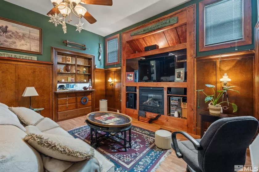 2640 Emily, Reno, Nevada 89503, 4 Bedrooms Bedrooms, ,4 BathroomsBathrooms,Residential,Residential,Emily,250004481