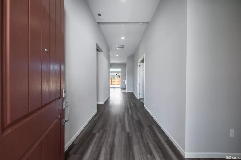 7439 Hoback, Sparks, Nevada 89436, 3 Bedrooms Bedrooms, ,3 BathroomsBathrooms,Residential,Residential,Hoback,250002373
