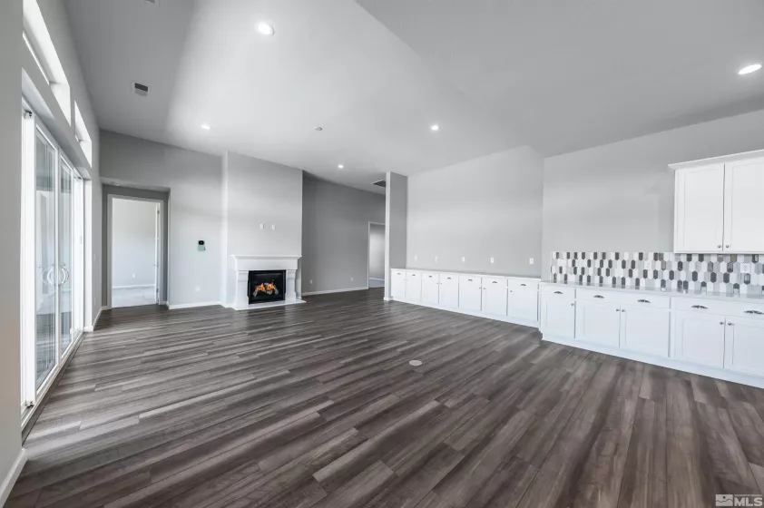 7439 Hoback, Sparks, Nevada 89436, 3 Bedrooms Bedrooms, ,3 BathroomsBathrooms,Residential,Residential,Hoback,250002373
