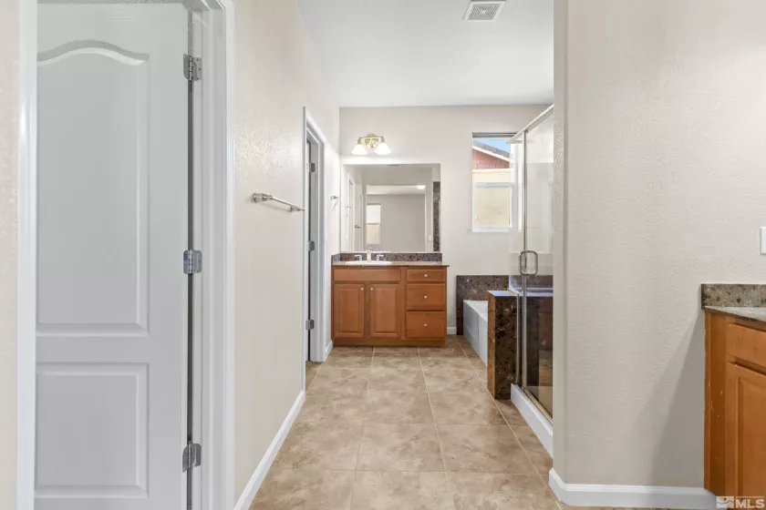 2884 Garda, Sparks, Nevada 89434, 4 Bedrooms Bedrooms, ,3 BathroomsBathrooms,Residential,Residential,Garda,250001973