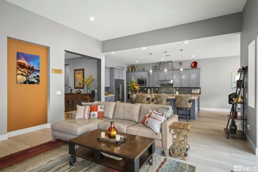 9179 Graycliff, Reno, Nevada 89523, 3 Bedrooms Bedrooms, ,4 BathroomsBathrooms,Residential,Residential,Graycliff,250004265