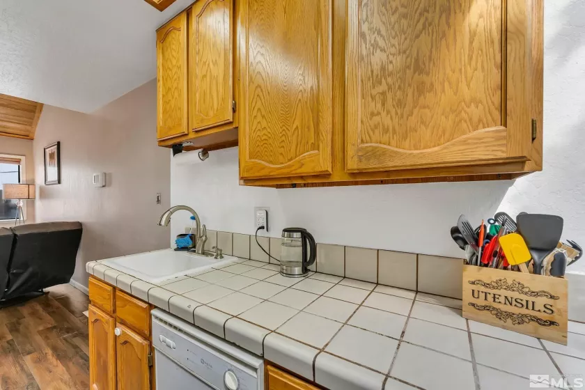2562 Garfield, Sparks, Nevada 89431, 2 Bedrooms Bedrooms, ,2 BathroomsBathrooms,Residential,Residential,Garfield,250004427