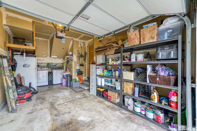 2562 Garfield, Sparks, Nevada 89431, 2 Bedrooms Bedrooms, ,2 BathroomsBathrooms,Residential,Residential,Garfield,250004427