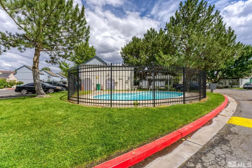 2562 Garfield, Sparks, Nevada 89431, 2 Bedrooms Bedrooms, ,2 BathroomsBathrooms,Residential,Residential,Garfield,250004427