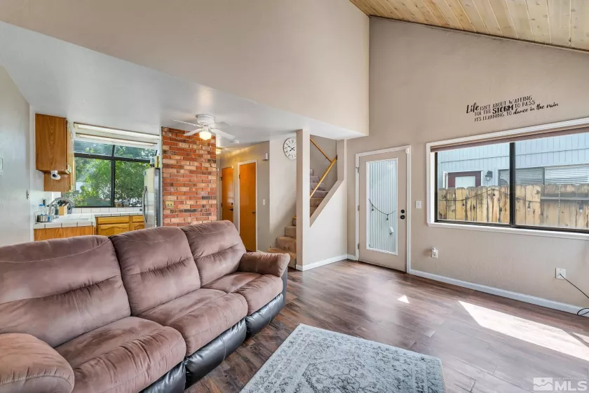 2562 Garfield, Sparks, Nevada 89431, 2 Bedrooms Bedrooms, ,2 BathroomsBathrooms,Residential,Residential,Garfield,250004427