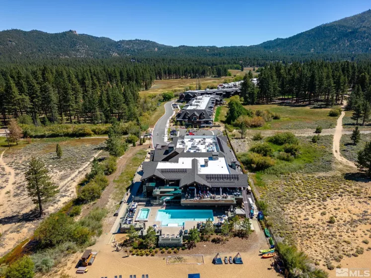 28 Beach Club, Stateline, Nevada 89449, 4 Bedrooms Bedrooms, ,4 BathroomsBathrooms,Residential,Residential,Beach Club,240015369
