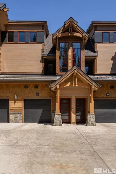28 Beach Club, Stateline, Nevada 89449, 4 Bedrooms Bedrooms, ,4 BathroomsBathrooms,Residential,Residential,Beach Club,240015369