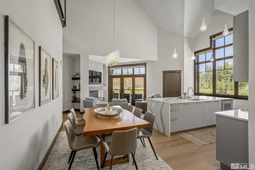 28 Beach Club, Stateline, Nevada 89449, 4 Bedrooms Bedrooms, ,4 BathroomsBathrooms,Residential,Residential,Beach Club,240015369