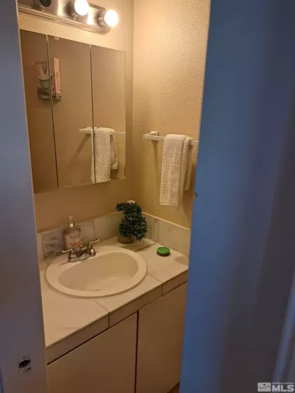 474 Smithridge, Reno, Nevada 89502, 2 Bedrooms Bedrooms, ,2 BathroomsBathrooms,Residential,Residential,Smithridge,250000022