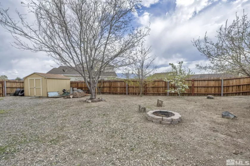 215 Red Wing, Dayton, Nevada 89403, 3 Bedrooms Bedrooms, ,2 BathroomsBathrooms,Residential,Residential,Red Wing,250005063