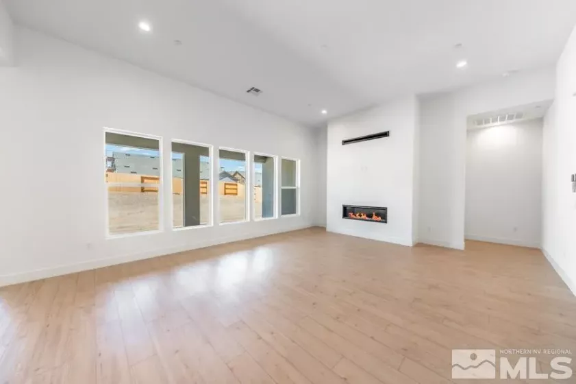 2953 Murrelet, Sparks, Nevada 89441, 3 Bedrooms Bedrooms, ,3 BathroomsBathrooms,Residential,Residential,Murrelet,240013859
