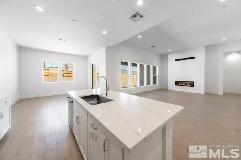2953 Murrelet, Sparks, Nevada 89441, 3 Bedrooms Bedrooms, ,3 BathroomsBathrooms,Residential,Residential,Murrelet,240013859