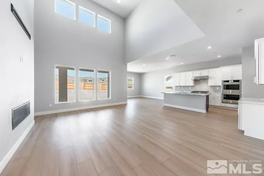 2989 Murrelet, Sparks, Nevada 89441, 4 Bedrooms Bedrooms, ,4 BathroomsBathrooms,Residential,Residential,Murrelet,240015540