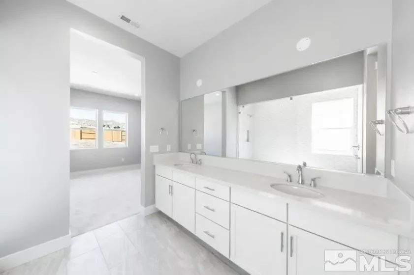 2989 Murrelet, Sparks, Nevada 89441, 4 Bedrooms Bedrooms, ,4 BathroomsBathrooms,Residential,Residential,Murrelet,240015540
