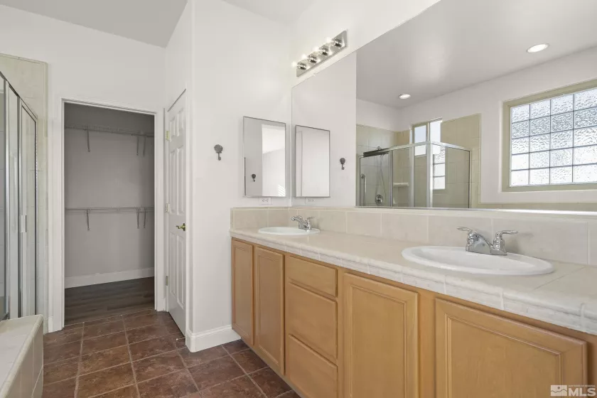 1495 Veneto, Sparks, Nevada 89434, 2 Bedrooms Bedrooms, ,3 BathroomsBathrooms,Residential,Residential,Veneto,250002098