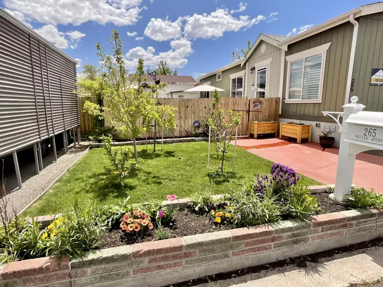 265 Mellen Avenue, Sparks, Nevada 89431, 3 Bedrooms Bedrooms, 9 Rooms Rooms,2 BathroomsBathrooms,Manufactured,Residential,Mellen,250005858