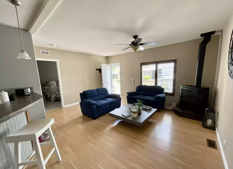 265 Mellen Avenue, Sparks, Nevada 89431, 3 Bedrooms Bedrooms, 9 Rooms Rooms,2 BathroomsBathrooms,Manufactured,Residential,Mellen,250005858