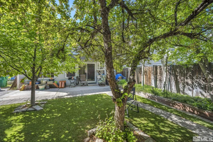 3067 Austin, Carson City, Nevada 89701, 2 Bedrooms Bedrooms, ,3 BathroomsBathrooms,Residential,Residential,Austin,250005862