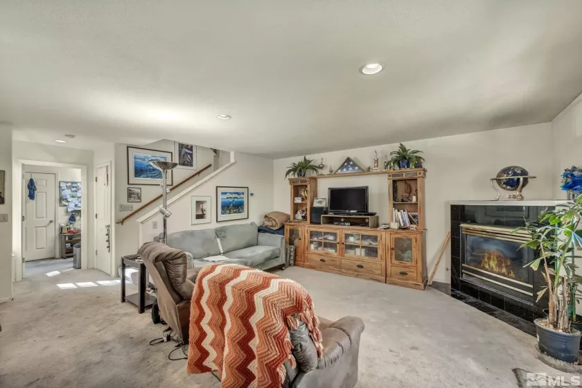 3067 Austin, Carson City, Nevada 89701, 2 Bedrooms Bedrooms, ,3 BathroomsBathrooms,Residential,Residential,Austin,250005862