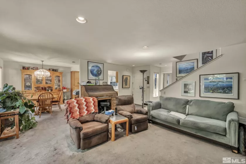 3067 Austin, Carson City, Nevada 89701, 2 Bedrooms Bedrooms, ,3 BathroomsBathrooms,Residential,Residential,Austin,250005862