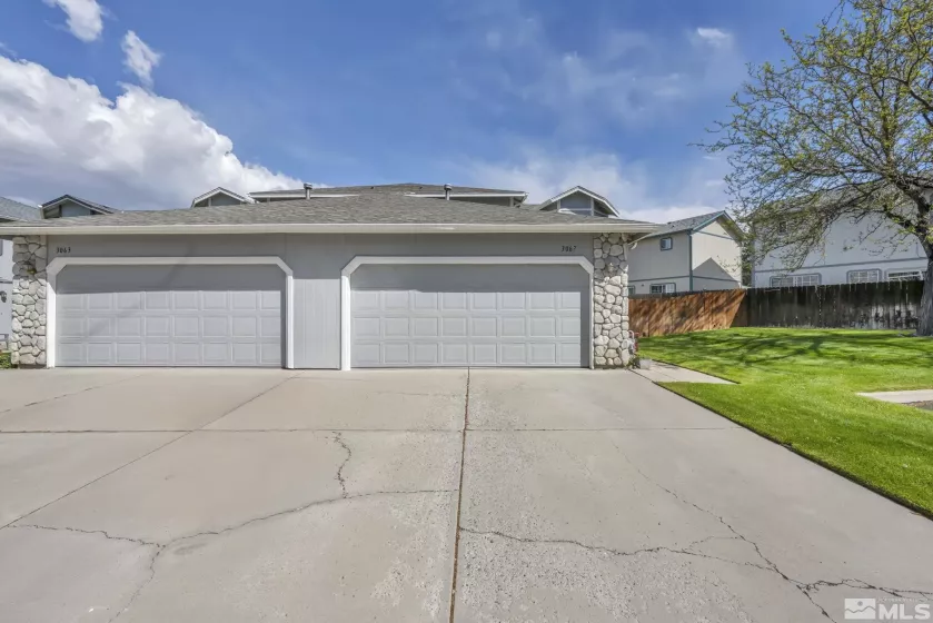 3067 Austin, Carson City, Nevada 89701, 2 Bedrooms Bedrooms, ,3 BathroomsBathrooms,Residential,Residential,Austin,250005862
