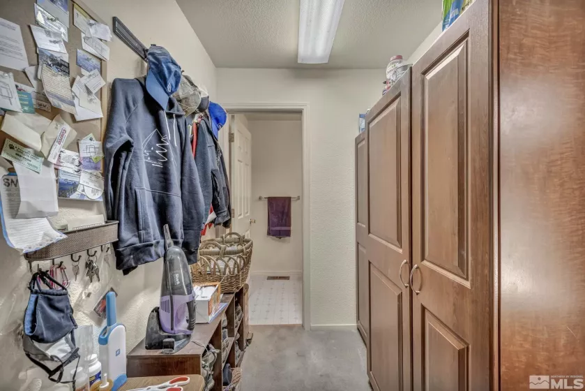 3067 Austin, Carson City, Nevada 89701, 2 Bedrooms Bedrooms, ,3 BathroomsBathrooms,Residential,Residential,Austin,250005862