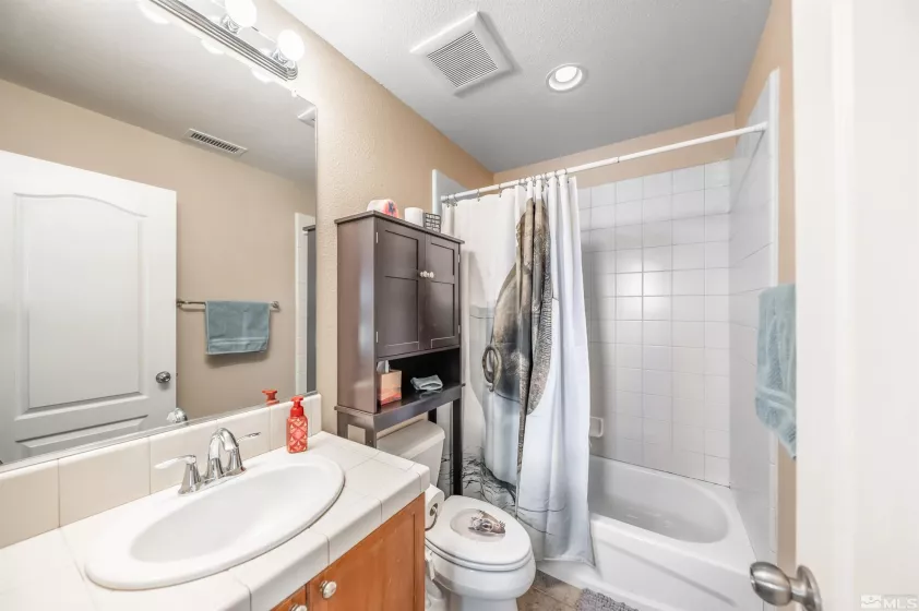 4936 High Pass, Sparks, Nevada 89436, 3 Bedrooms Bedrooms, ,3 BathroomsBathrooms,Residential,Residential,High Pass,250005362