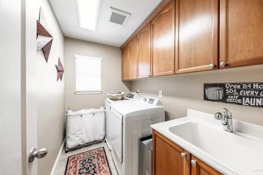 4936 High Pass, Sparks, Nevada 89436, 3 Bedrooms Bedrooms, ,3 BathroomsBathrooms,Residential,Residential,High Pass,250005362