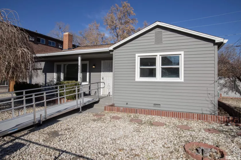 885 Belli, Reno, Nevada 89502, 2 Bedrooms Bedrooms, ,2 BathroomsBathrooms,Residential,Residential,Belli,240015118