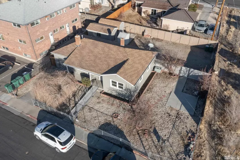 885 Belli, Reno, Nevada 89502, 2 Bedrooms Bedrooms, ,2 BathroomsBathrooms,Residential,Residential,Belli,240015118