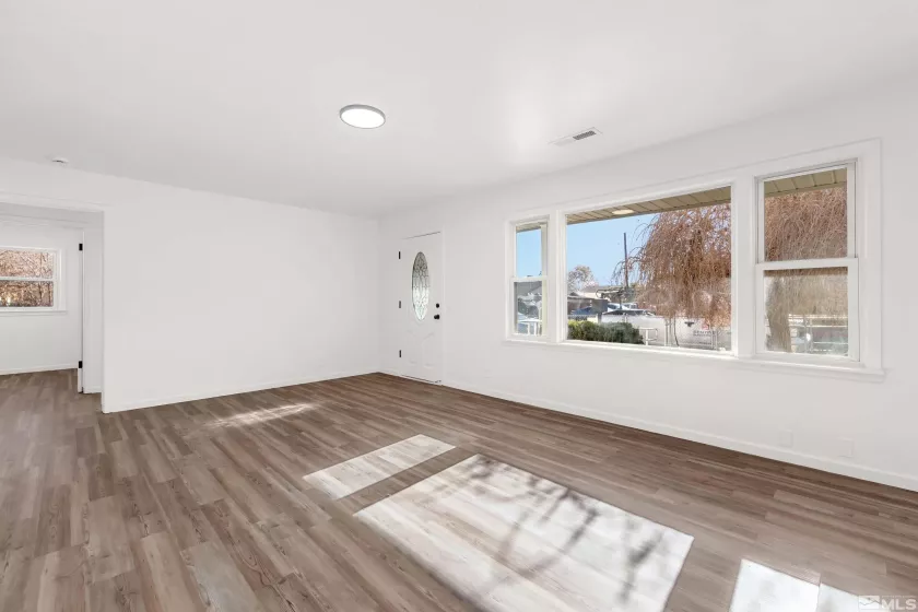 885 Belli, Reno, Nevada 89502, 2 Bedrooms Bedrooms, ,2 BathroomsBathrooms,Residential,Residential,Belli,240015118