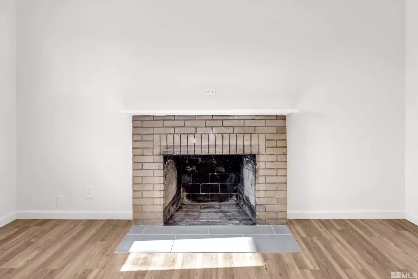 885 Belli, Reno, Nevada 89502, 2 Bedrooms Bedrooms, ,2 BathroomsBathrooms,Residential,Residential,Belli,240015118