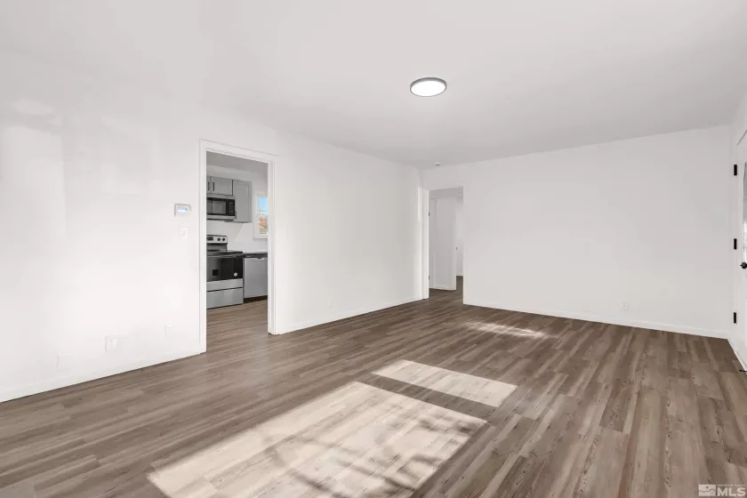 885 Belli, Reno, Nevada 89502, 2 Bedrooms Bedrooms, ,2 BathroomsBathrooms,Residential,Residential,Belli,240015118
