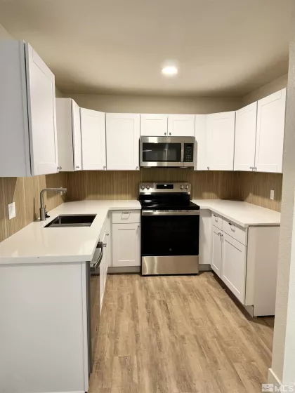 2500 Tripp, Reno, Nevada 89512, 3 Bedrooms Bedrooms, ,2 BathroomsBathrooms,Residential,Residential,Tripp,240015609