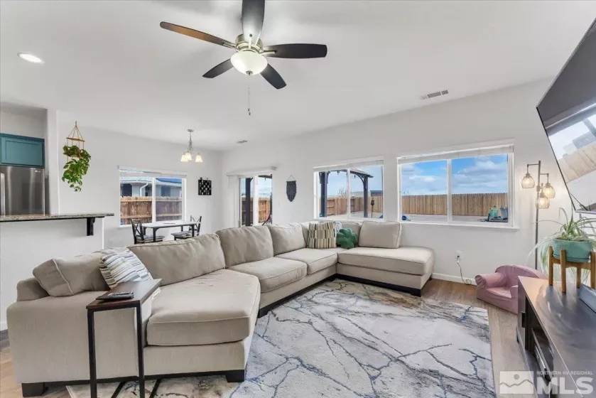 2212 Windrow, Fernley, Nevada 89408, 3 Bedrooms Bedrooms, ,2 BathroomsBathrooms,Residential,Residential,Windrow,250004992