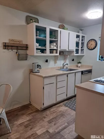 4550 Matich, Reno, Nevada 89502, 1 Bedroom Bedrooms, ,1 BathroomBathrooms,Residential,Residential,Matich,250005865