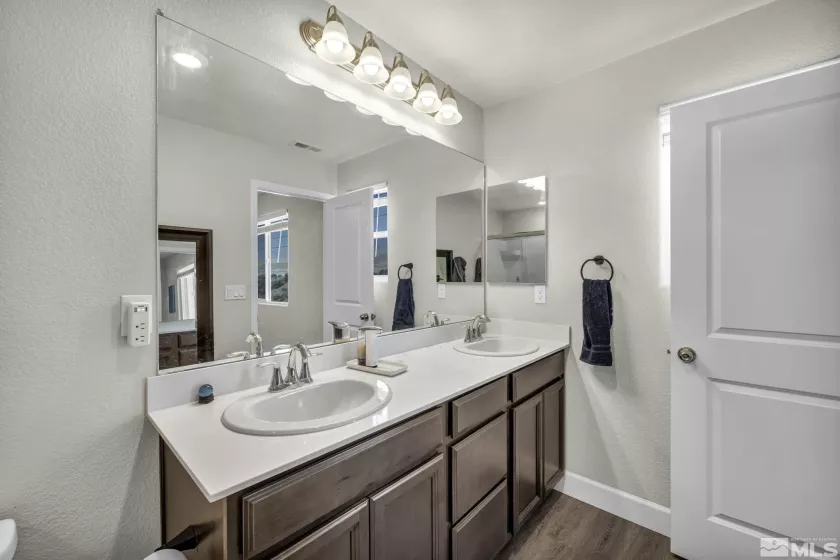 777 Crimson, Carson City, Nevada 89706, 3 Bedrooms Bedrooms, ,3 BathroomsBathrooms,Residential,Residential,Crimson,250004563