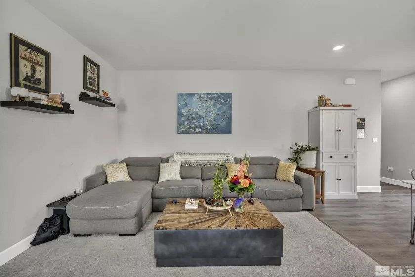 777 Crimson, Carson City, Nevada 89706, 3 Bedrooms Bedrooms, ,3 BathroomsBathrooms,Residential,Residential,Crimson,250004563