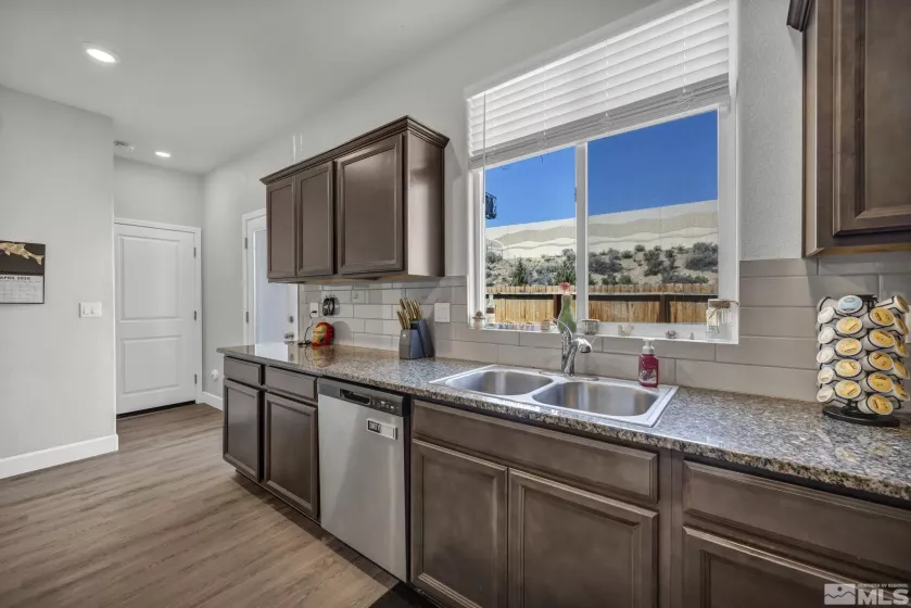 777 Crimson, Carson City, Nevada 89706, 3 Bedrooms Bedrooms, ,3 BathroomsBathrooms,Residential,Residential,Crimson,250004563